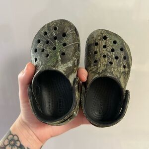 Crocs x Real Tree • toddler size 5